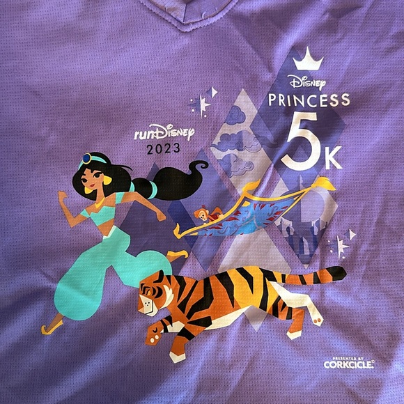 RunDisney Princess 2023 5k shirt (size women’s S) - Picture 2 of 6